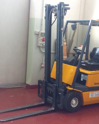 Carrello elevatore