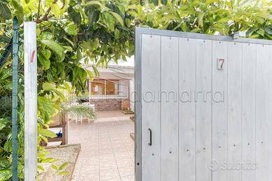 Villetta con giardino e porticato a 2 passi dalla