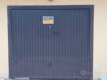 Garage trasformabile in negozio