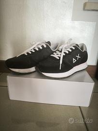 Sneakers SUN68 Tom Solid nere