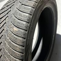 GOMME INVERNALI 215/45 R17