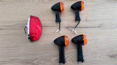 Fanale e frecce Triumph Bonneville t100