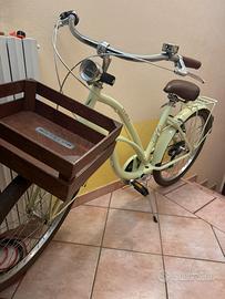 Bicicletta da città MBM verdone con cestino