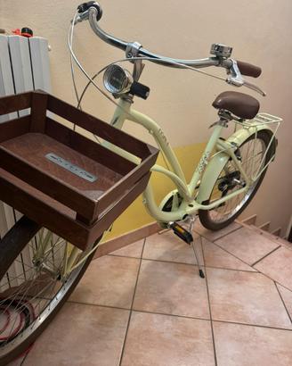 Bicicletta da città MBM verdone con cestino