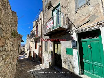 Appartamento, Polizzi Generosa.