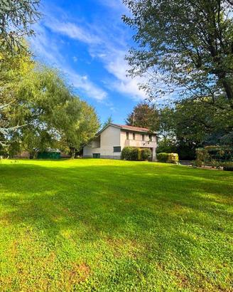 Terreno di 3080 m² a Sovico