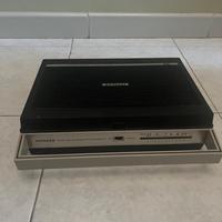 Hitachi solid state radio phonograph