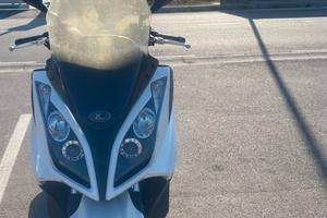 Kymco Downtown