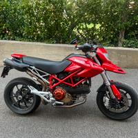 Ducati hypermotard 1100