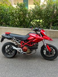Ducati hypermotard 1100