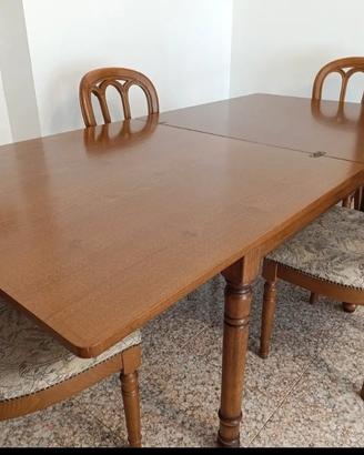 Tavolo in legno