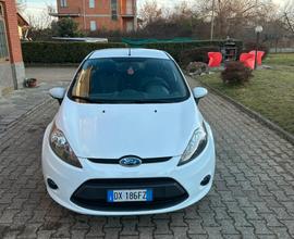 Ford fiesta 2010 gpl