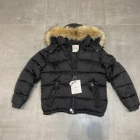 giacca moncler con pelo uomo