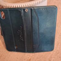 telefono con custodia 