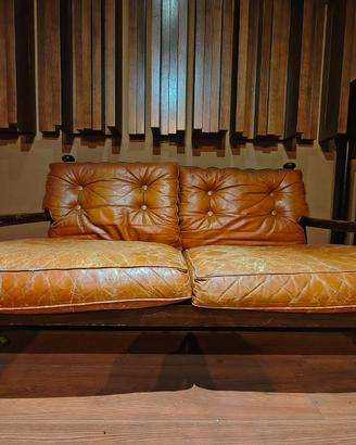 Divano vintage 2 posti in pelle e legno