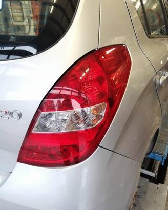 Fanale posteriore destro HYUNDAI I20 del 2011