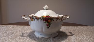Zuppiera  Old Country Roses Royal Albert