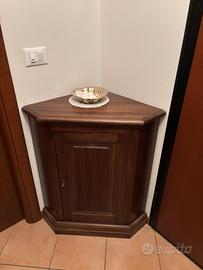 Mobile angolare da ingresso