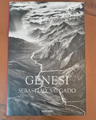 Libro fotografico - S. Salgado - Genesi