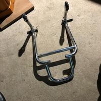 Cavalletto posteriore per moto