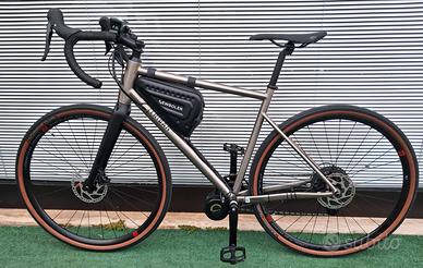 E-BIKE...MOTORE CENTRALE BATTERIA 720W-20 Ah