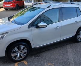 Peugeot 2008 1.2 VTi 82CV Allure