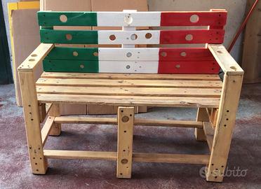 Panchina in legno nuova