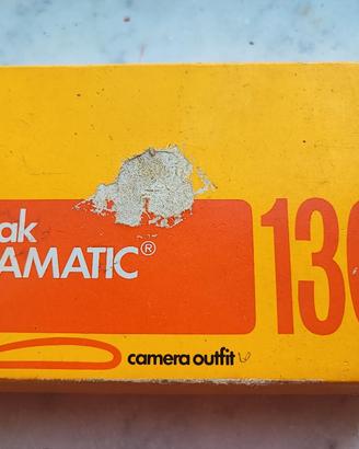 macchina fotografica Kodak Insta Matic 130 vintage
