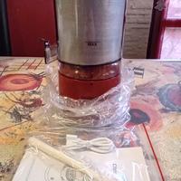 Spremiagrumi elettrico portatile