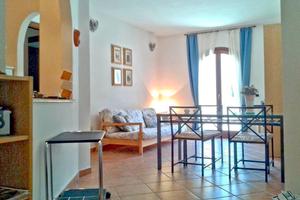 Appartamento trilocale con parcheggio privato