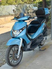 Piaggio Beverly 250