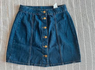 Gonna di jeans con bottoni nuova
