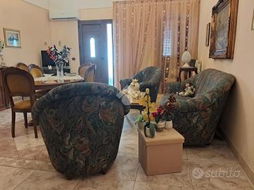 4 LOCALI A PULSANO