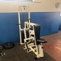 Vertical row machine Technogym