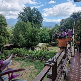 Villa di 180 m² con più di 5 locali a Figline e In