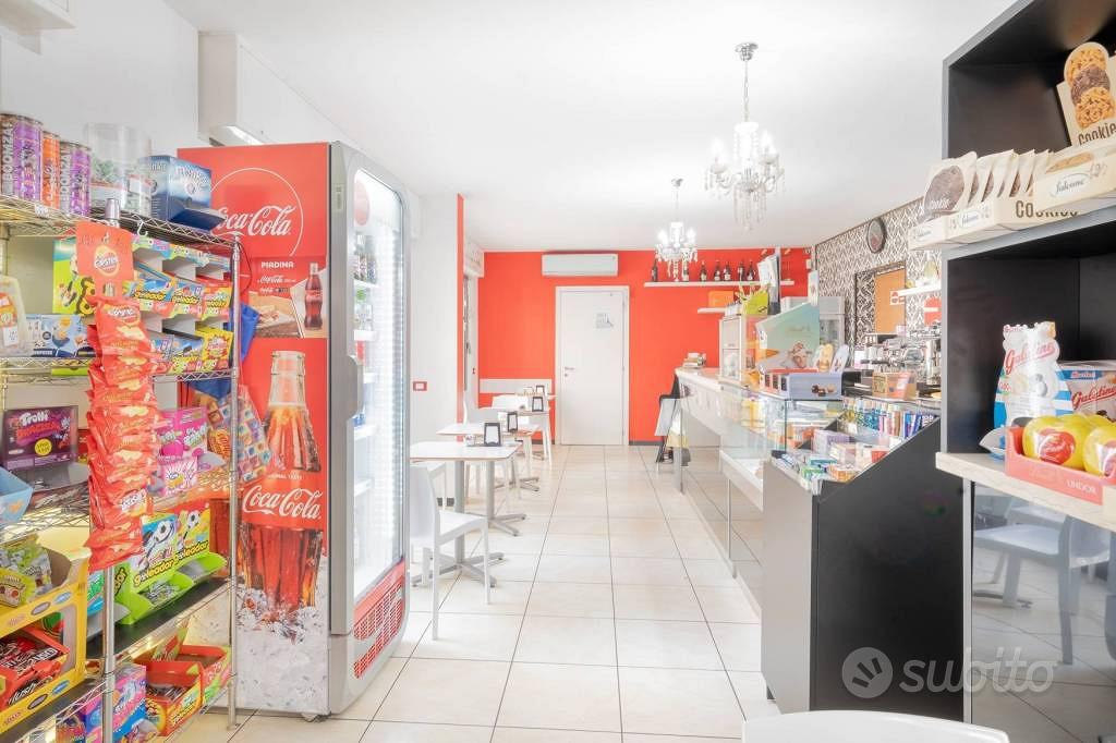 Attività / Licenza di 53 m² con 1 locale a Varedo - Vista 3