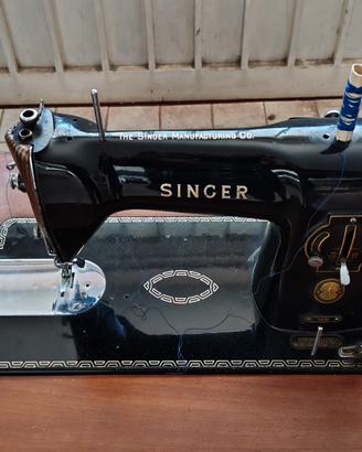Macchina da cucire Singer mod.15 M