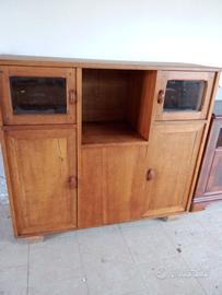 S.Antioco Madia etnica in legno con ripiani.Conseg