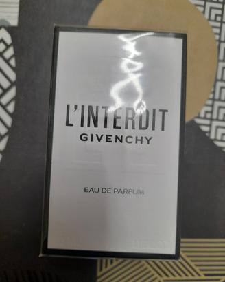 eau de parfum Givenchhy L'Interdit