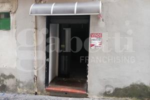 Negozio Sessa Aurunca [1ec0e315-651e-458b-8VCG]