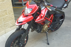 Ducati hypermotard 1100 SP Evo