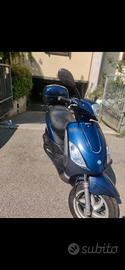 piaggio fly 125
