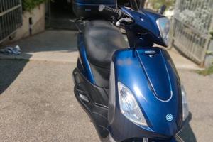 piaggio fly 125