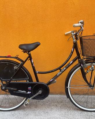 Bicicletta Atala da donna 24" - con cestino