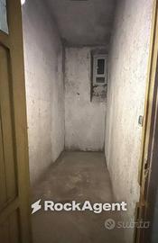 Box / Garage di 7 m² a Roma