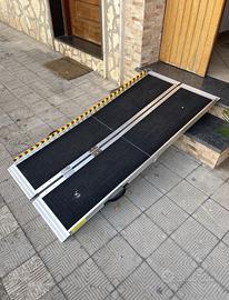 Rampa pieghevole in alluminio per sedia a rotelle
