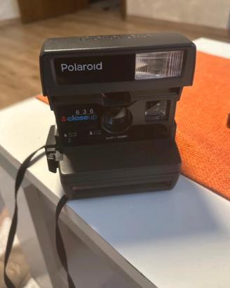 Polaroid Color 600