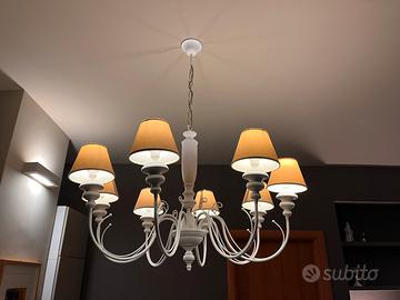 Lampadario stile Shabby con 8 lumi