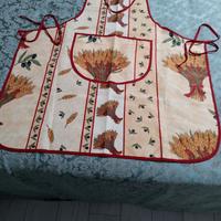 Grembiule da cucina idrorepellente. Mai usato.