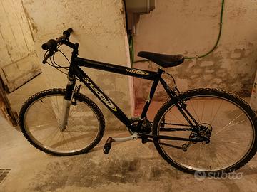 bicicletta Mountain bike da uomo 